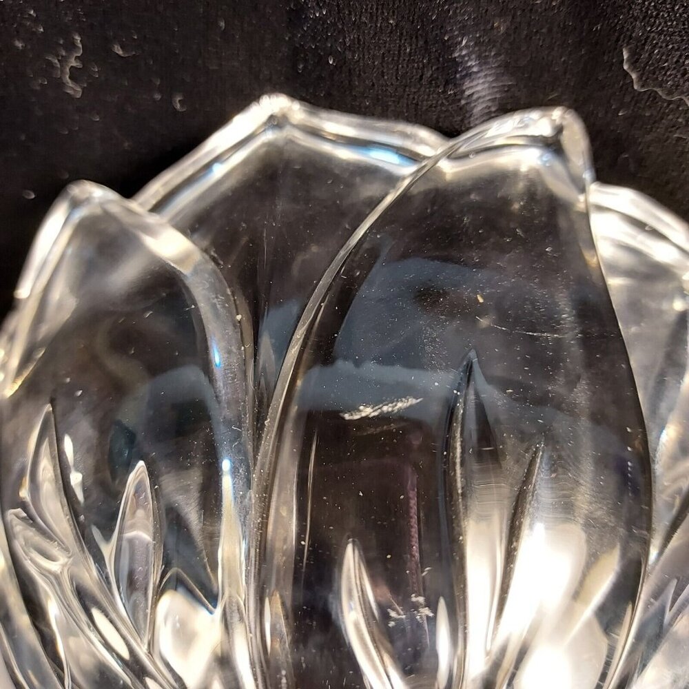 Marquis Waterford Crystal Bowl Christmas Poinsettia Candy Signed 5 Inch Diameter - Picture 12 of 13